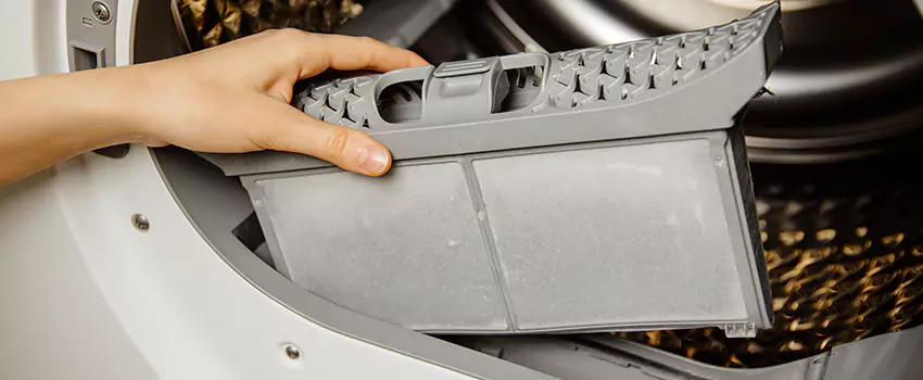 Signs Of A Clogged Dryer Lint Trap in Chaska, Minnesota